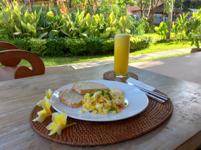Homemade bread with egg and juice